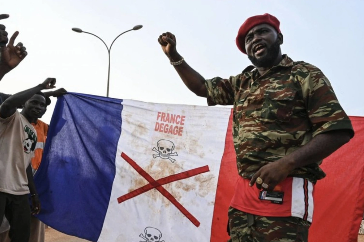 Afrikadan qovulan Fransa - Makron gözünü türkdilli dövlətlərə dikib - ŞƏRH + FOTO